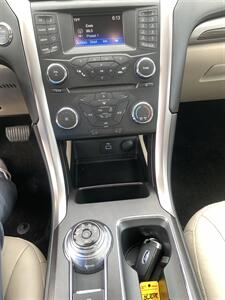2017 Ford Fusion SE - Photo 29 - Palatine, IL 60074