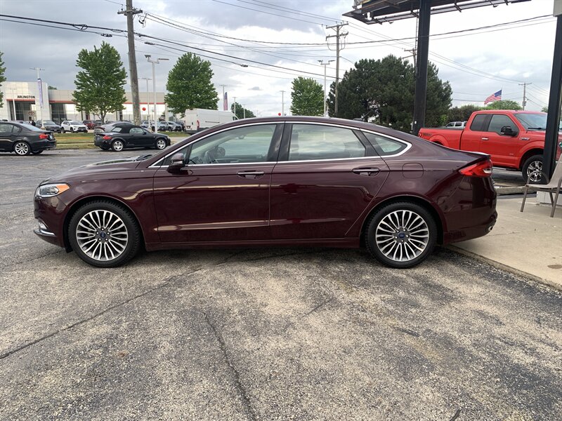 2017 Ford Fusion SE - Photo 8 - Palatine, IL 60074