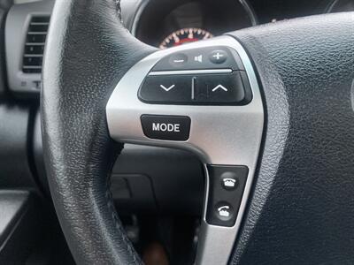 2011 Toyota Highlander Limited   - Photo 22 - Palatine, IL 60074