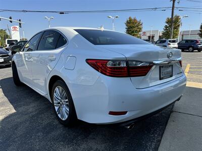 2013 Lexus ES 350   - Photo 4 - Palatine, IL 60074