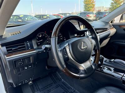 2013 Lexus ES 350   - Photo 9 - Palatine, IL 60074