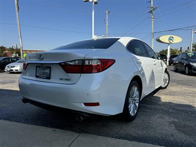 2013 Lexus ES 350   - Photo 24 - Palatine, IL 60074