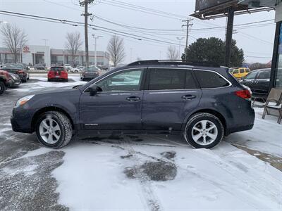 2014 Subaru Outback 2.5i Premium   - Photo 8 - Palatine, IL 60074