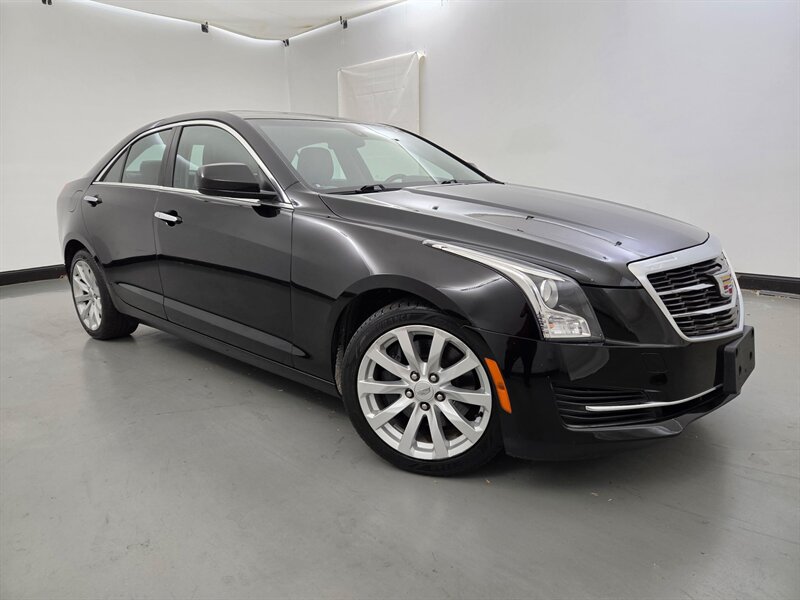 2017 Cadillac ATS 2.0T   - Photo 1 - Palatine, IL 60074