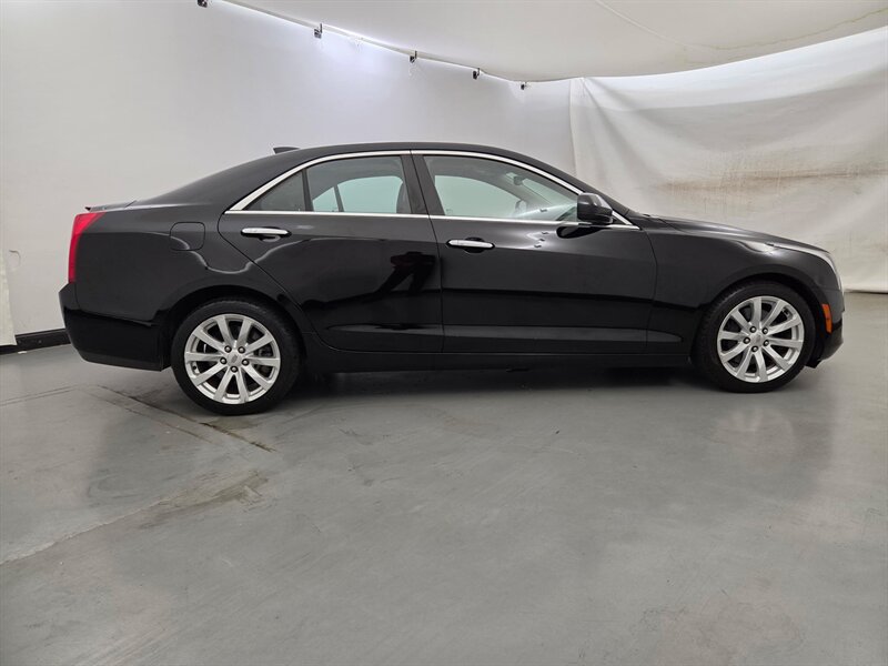 2017 Cadillac ATS 2.0T - Photo 2 - Palatine, IL 60074