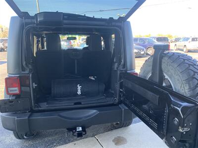 2015 Jeep Wrangler Rubicon Hard Rock   - Photo 6 - Palatine, IL 60074