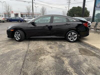2017 Honda Civic LX   - Photo 8 - Palatine, IL 60074