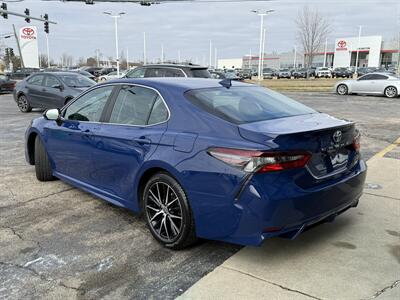 2023 Toyota Camry SE   - Photo 3 - Palatine, IL 60074