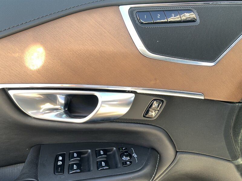2016 Volvo XC90 T6 Inscription - Photo 22 - Palatine, IL 60074