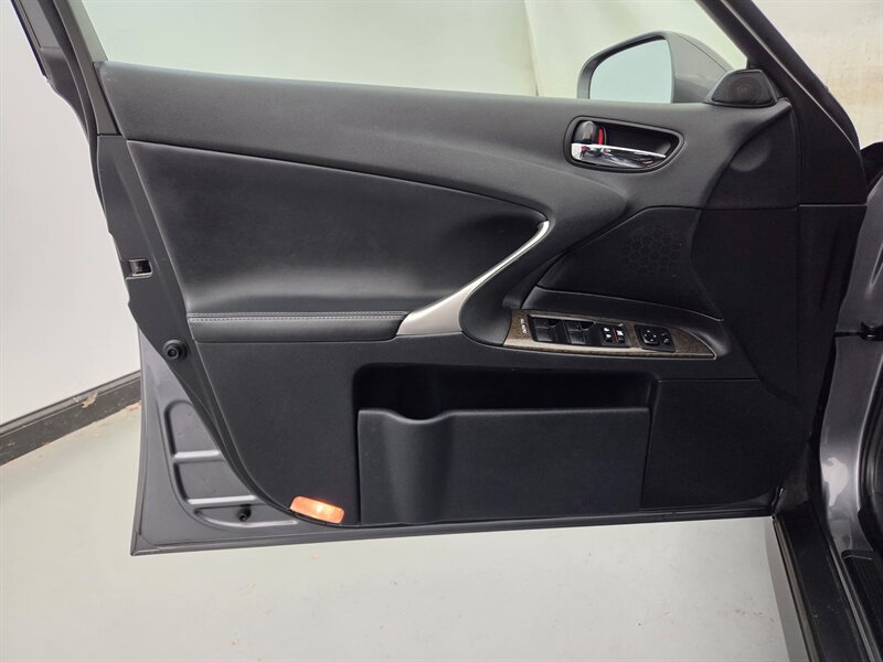 2013 Lexus IS 250 - Photo 20 - Palatine, IL 60074