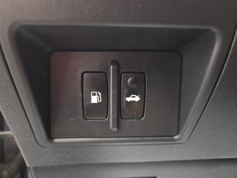 2013 Lexus IS 250 - Photo 25 - Palatine, IL 60074