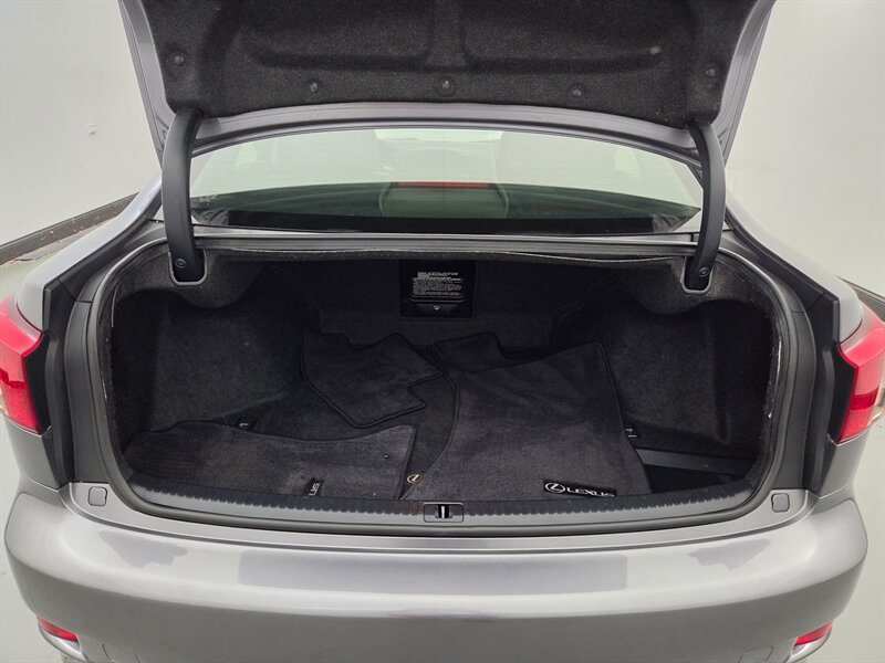 2013 Lexus IS 250 - Photo 16 - Palatine, IL 60074