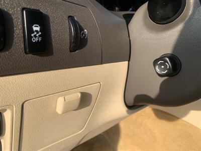 2012 Lexus ES 350   - Photo 18 - Palatine, IL 60074