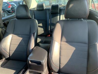 2016 Toyota Camry SE   - Photo 10 - Palatine, IL 60074