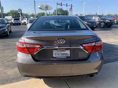 2016 Toyota Camry SE   - Photo 6 - Palatine, IL 60074