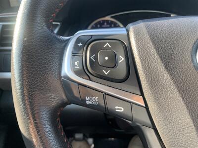 2016 Toyota Camry SE   - Photo 18 - Palatine, IL 60074
