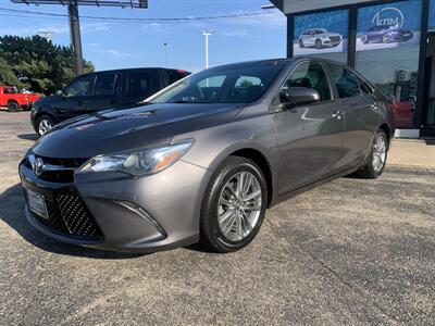 2016 Toyota Camry SE   - Photo 1 - Palatine, IL 60074