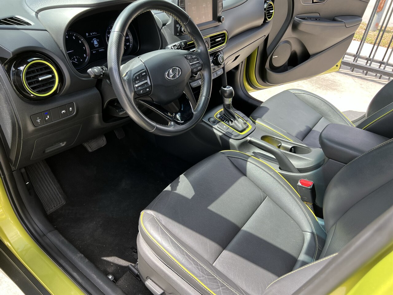 2019 Hyundai Kona LIMITED LTHR ROOF HEATD SEATS REARCAM ONLY 74K MLS   - Photo 17 - Houston, TX 77031