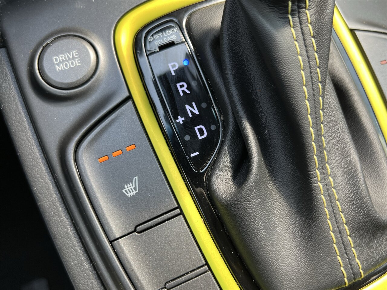 2019 Hyundai Kona LIMITED LTHR ROOF HEATD SEATS REARCAM ONLY 74K MLS   - Photo 42 - Houston, TX 77031