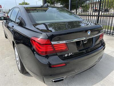 2014 BMW 750Li M SPORTS PKG VENT STS 19 " WHLS REARCAM ROOF   - Photo 10 - Houston, TX 77031