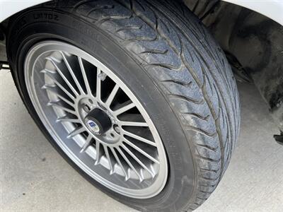 1982 BMW 3 SERIES E21 C1 2.3 ALPINA AUTO TO MAN CONVERSION - Photo 47 - Houston, TX 77031