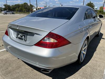 2007 Mercedes-Benz CLS 550 LTHR NAV HTD/COOL SEATS ONLY 89K MLS   - Photo 11 - Houston, TX 77031