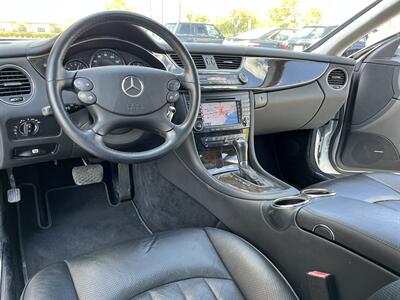 2007 Mercedes-Benz CLS 550 LTHR NAV HTD/COOL SEATS ONLY 89K MLS   - Photo 25 - Houston, TX 77031