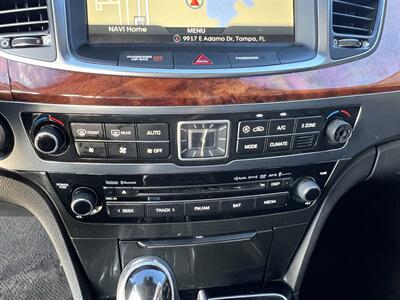 2014 Hyundai Equus ULTIMATE REAR SLIDE SEATS HUD REAR ENT MSRP $68920 - Photo 55 - Houston, TX 77031