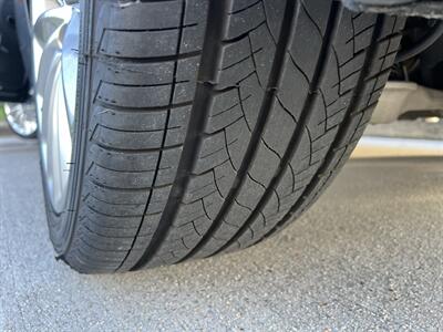 2014 Hyundai Equus ULTIMATE REAR SLIDE SEATS HUD REAR ENT MSRP $68920 - Photo 20 - Houston, TX 77031