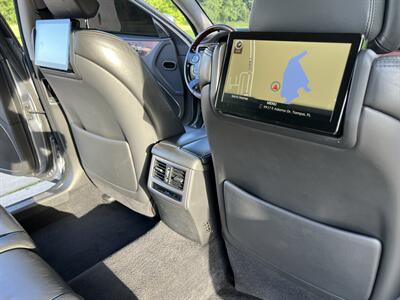 2014 Hyundai Equus ULTIMATE REAR SLIDE SEATS HUD REAR ENT MSRP $68920 - Photo 39 - Houston, TX 77031