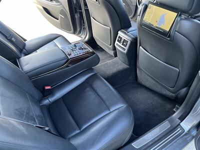 2014 Hyundai Equus ULTIMATE REAR SLIDE SEATS HUD REAR ENT MSRP $68920 - Photo 46 - Houston, TX 77031