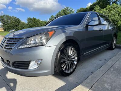 2014 Hyundai Equus ULTIMATE REAR SLIDE SEATS HUD REAR ENT MSRP $68920 - Photo 4 - Houston, TX 77031