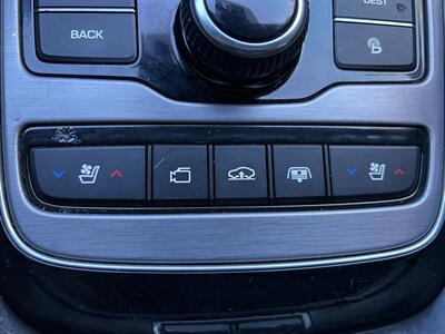 2014 Hyundai Equus ULTIMATE REAR SLIDE SEATS HUD REAR ENT MSRP $68920 - Photo 58 - Houston, TX 77031