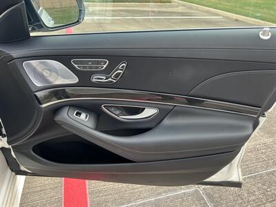2020 Mercedes-Benz S 560 AMG PKG VENTSEATS PANO 20 " WHLS ONLY 70K MLS   - Photo 70 - Houston, TX 77031