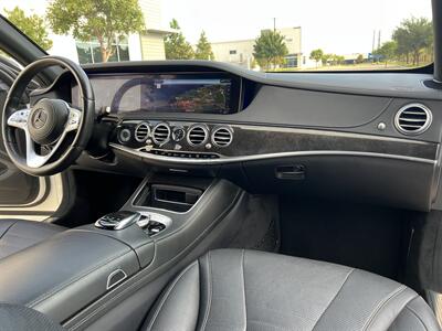 2020 Mercedes-Benz S 560 AMG PKG VENTSEATS PANO 20 " WHLS ONLY 70K MLS   - Photo 32 - Houston, TX 77031