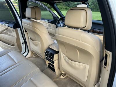 2012 BMW X5 xDrive35i M SPORTS PKG NAV REARCAM 20 " M WHLS PANO   - Photo 39 - Houston, TX 77031