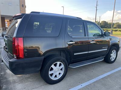 2009 Cadillac Escalade AWD LEATHER SUNROOF HEATED SEATS 3rd ROW 7 PASS   - Photo 11 - Houston, TX 77031