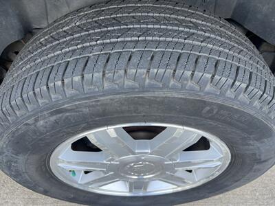 2009 Cadillac Escalade AWD LEATHER SUNROOF HEATED SEATS 3rd ROW 7 PASS   - Photo 22 - Houston, TX 77031