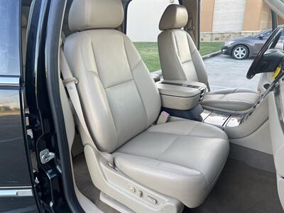 2009 Cadillac Escalade AWD LEATHER SUNROOF HEATED SEATS 3rd ROW 7 PASS   - Photo 41 - Houston, TX 77031
