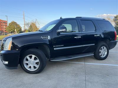 2009 Cadillac Escalade AWD LEATHER SUNROOF HEATED SEATS 3rd ROW 7 PASS   - Photo 26 - Houston, TX 77031