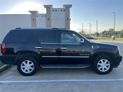 2009 Cadillac Escalade AWD LEATHER SUNROOF HEATED SEATS 3rd ROW 7 PASS   - Photo 12 - Houston, TX 77031