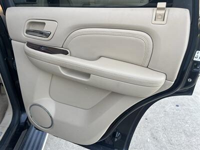 2009 Cadillac Escalade AWD LEATHER SUNROOF HEATED SEATS 3rd ROW 7 PASS   - Photo 66 - Houston, TX 77031