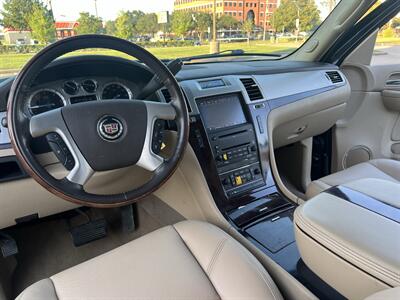 2009 Cadillac Escalade AWD LEATHER SUNROOF HEATED SEATS 3rd ROW 7 PASS   - Photo 35 - Houston, TX 77031