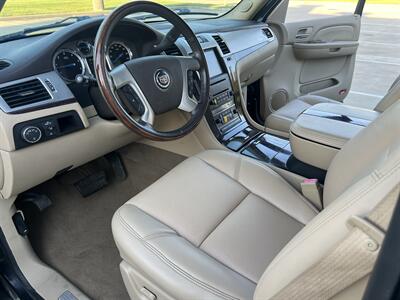 2009 Cadillac Escalade AWD LEATHER SUNROOF HEATED SEATS 3rd ROW 7 PASS   - Photo 29 - Houston, TX 77031