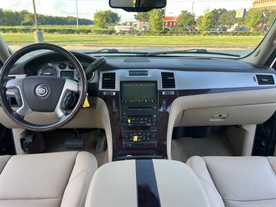 2009 Cadillac Escalade AWD LEATHER SUNROOF HEATED SEATS 3rd ROW 7 PASS   - Photo 31 - Houston, TX 77031