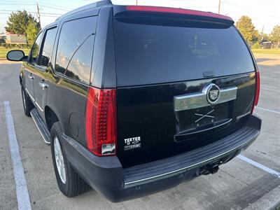 2009 Cadillac Escalade AWD LEATHER SUNROOF HEATED SEATS 3rd ROW 7 PASS   - Photo 8 - Houston, TX 77031