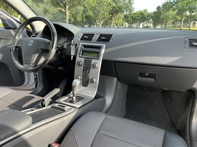 2010 Volvo S40 2.4i S/ROOF ONLY 28K MILES TX CAR ORIG MSRP $30100   - Photo 34 - Houston, TX 77031