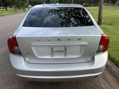 2010 Volvo S40 2.4i S/ROOF ONLY 28K MILES TX CAR ORIG MSRP $30100   - Photo 18 - Houston, TX 77031