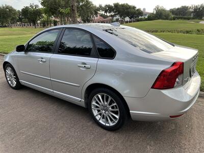 2010 Volvo S40 2.4i S/ROOF ONLY 28K MILES TX CAR ORIG MSRP $30100   - Photo 20 - Houston, TX 77031
