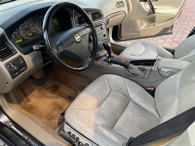 2005 Volvo S60 2.5T LEATHER SUNROOF HEATED SEATS FRESH TRADE   - Photo 19 - Houston, TX 77031